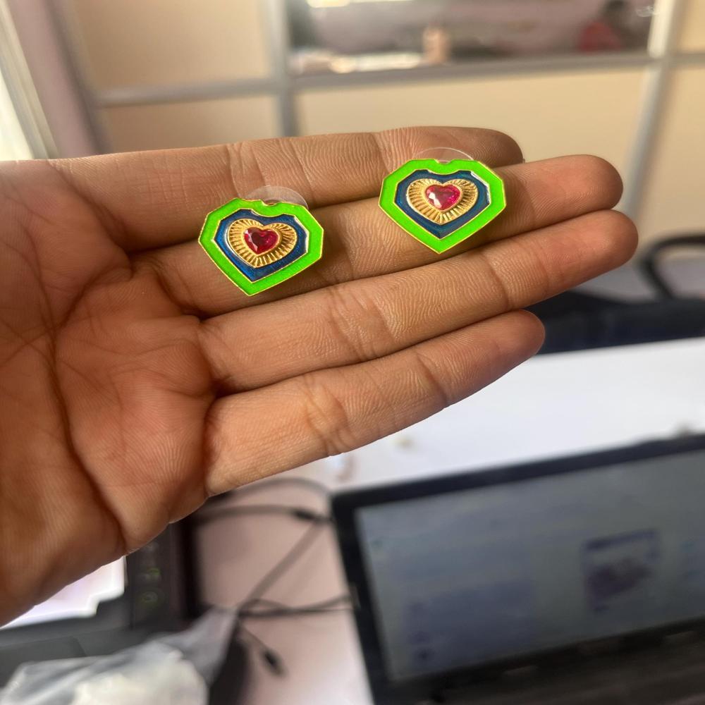 vibrant Heart Shield Earrings 