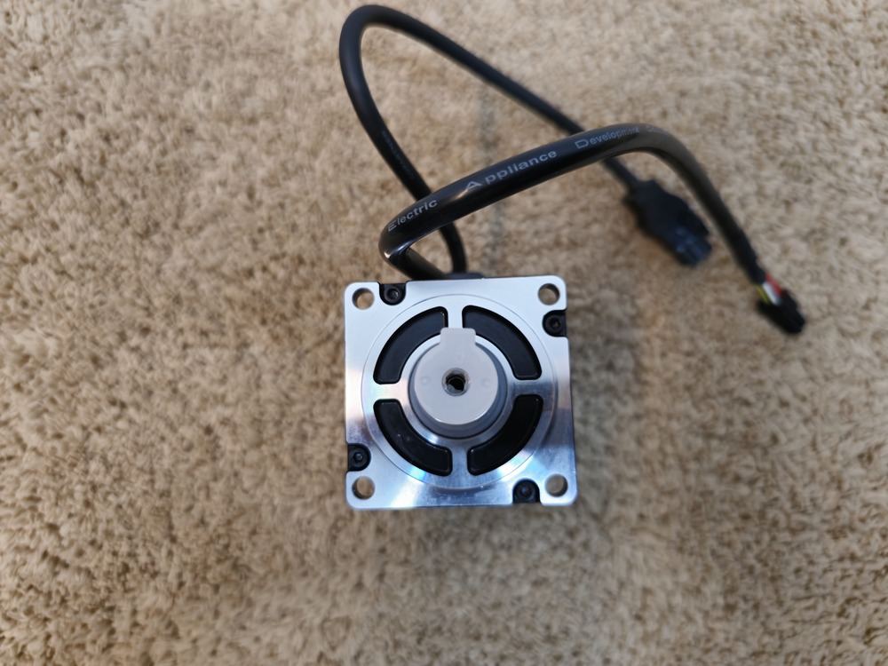Asd-e3-0121-e Delta Servo Driver 100w - Color: Black And Silver