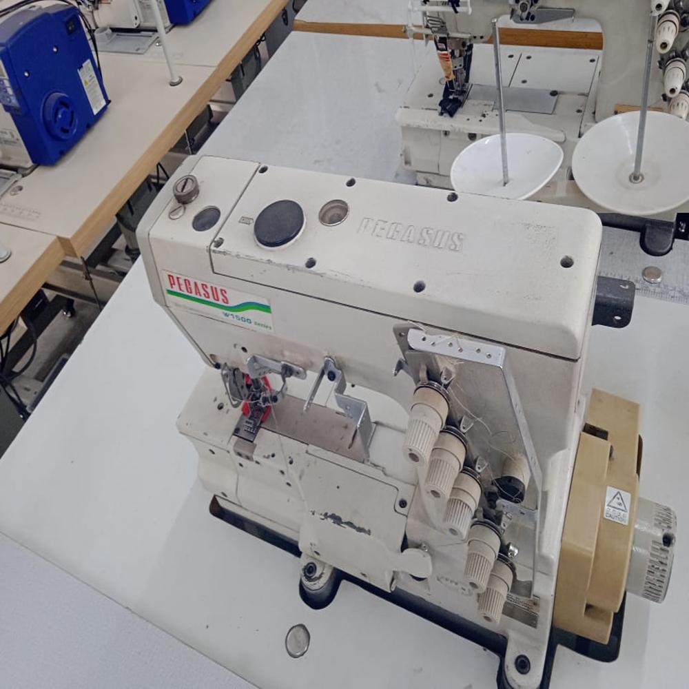 Pegasus W1500 Flatbed Flatlock Sewing Machine - Color: Sand Beige Or Off-white