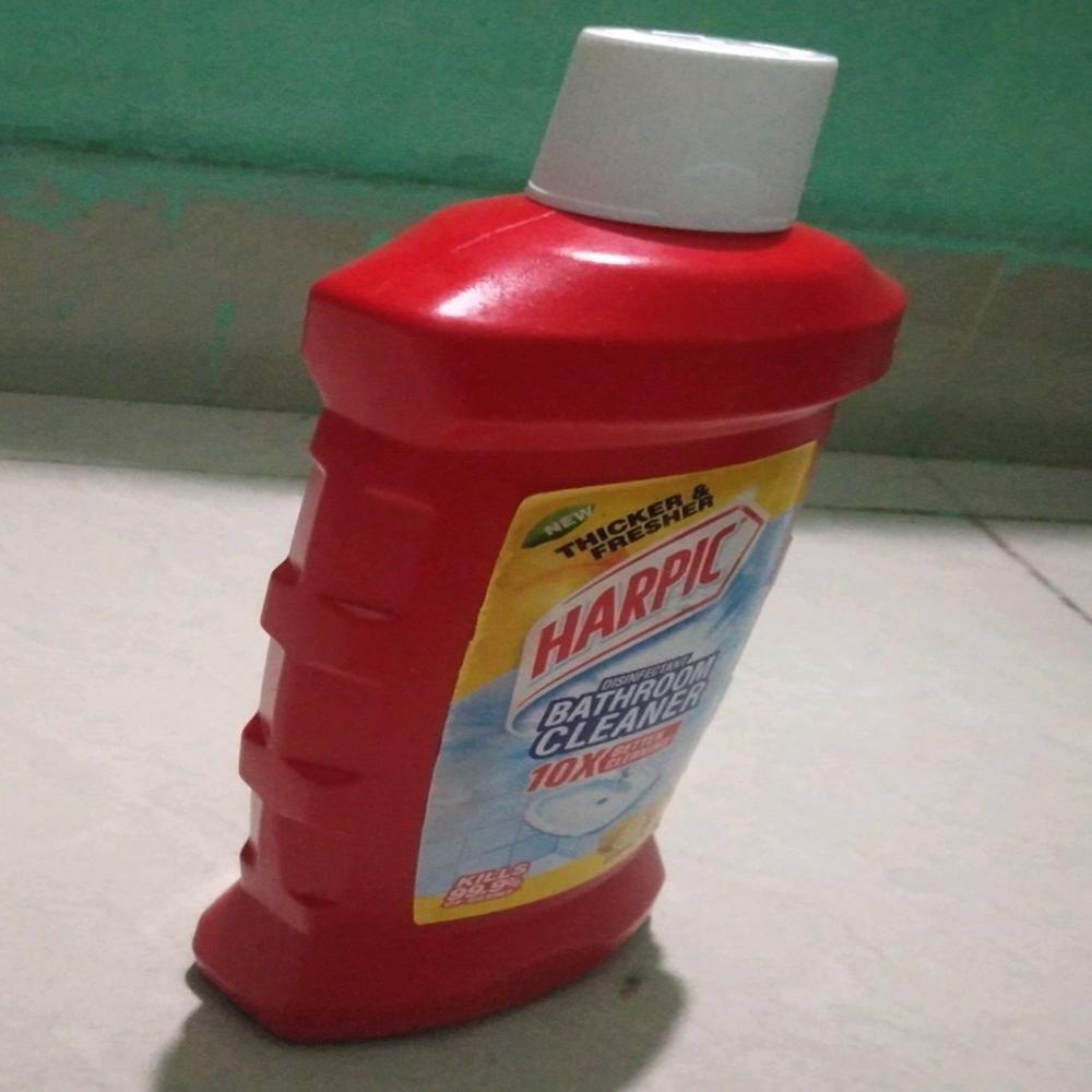 Bathroom Cleaner Liquid - Type: Bottle