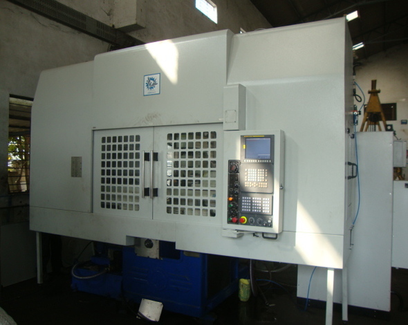 Industrial CNC Spline Hobbing Machine
