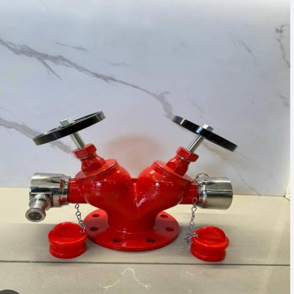Hydrant Vlve - Artwork: Handmade