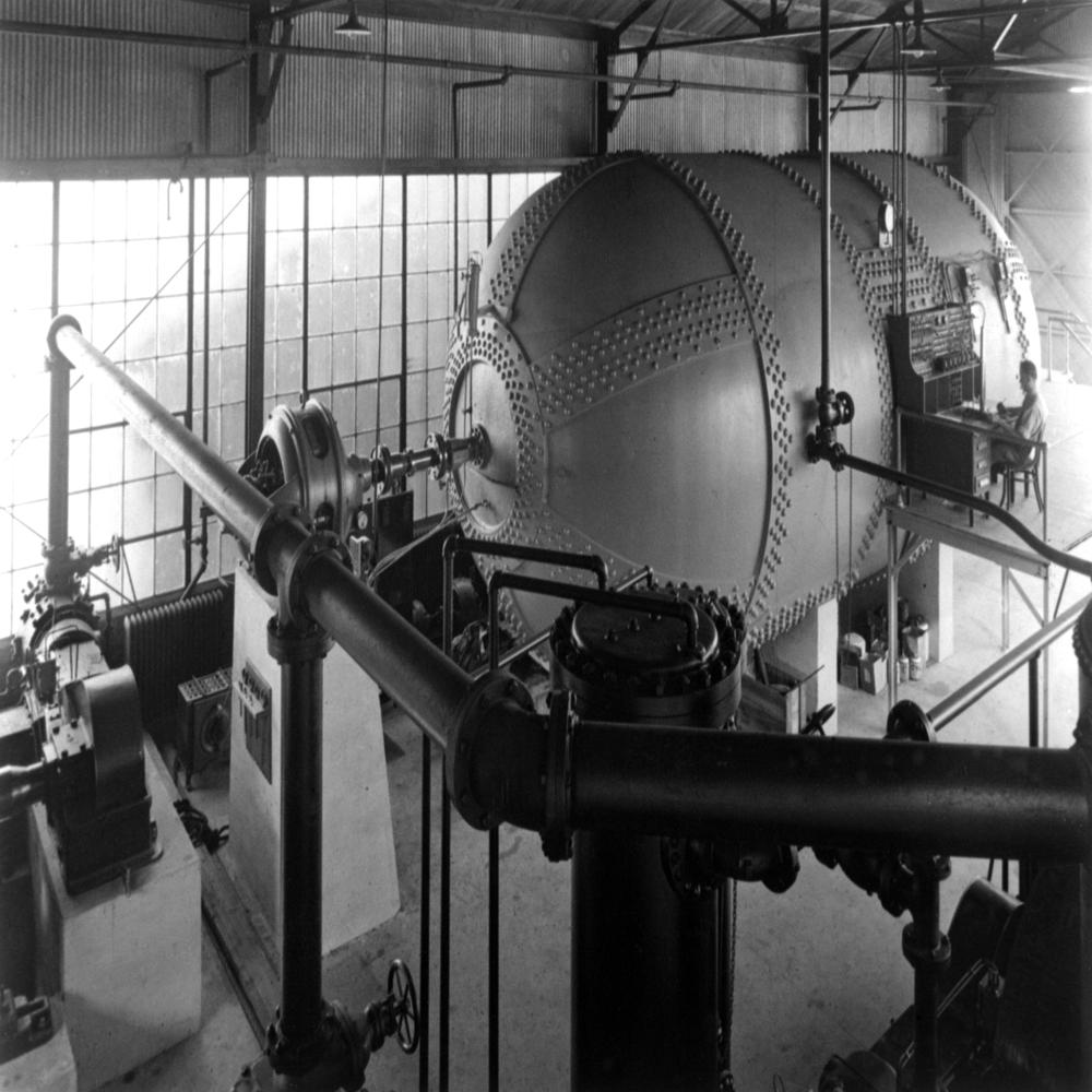 Variable Density Wind Tunnel