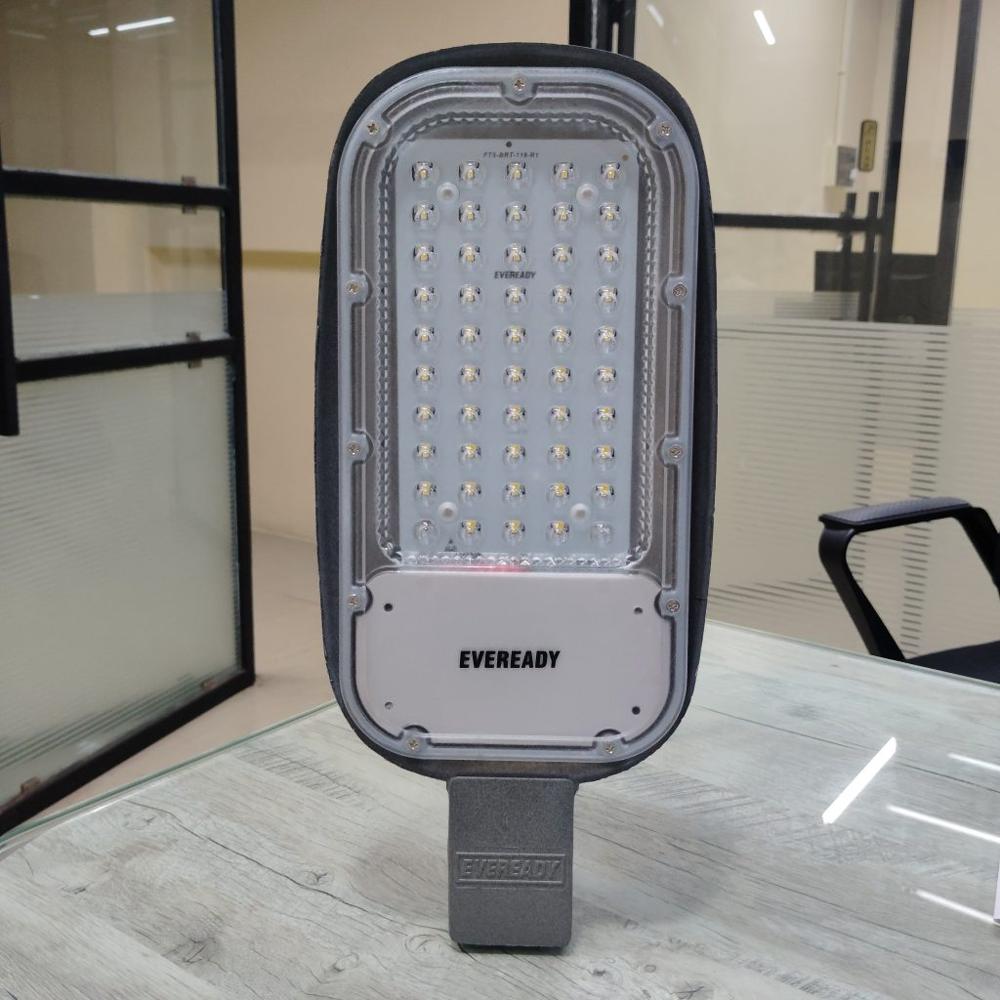 Eveready 45W Sensor Street Light 