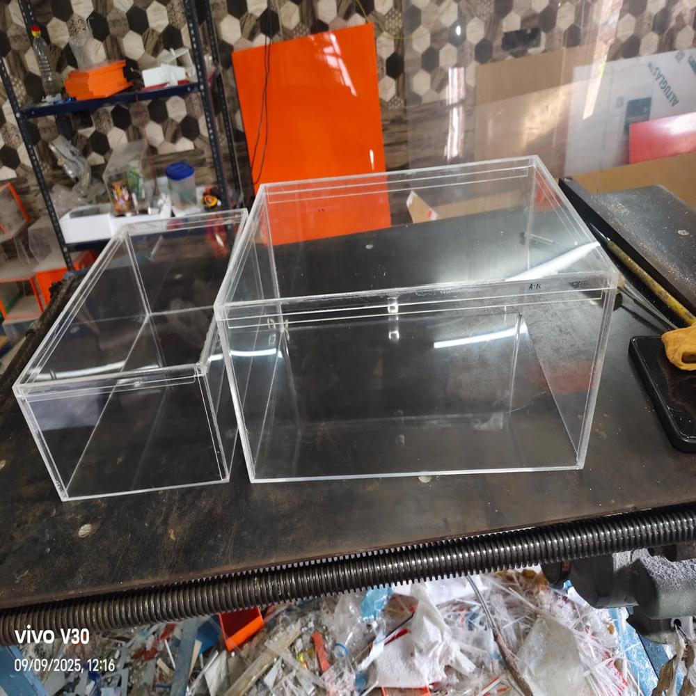 Acrylic box