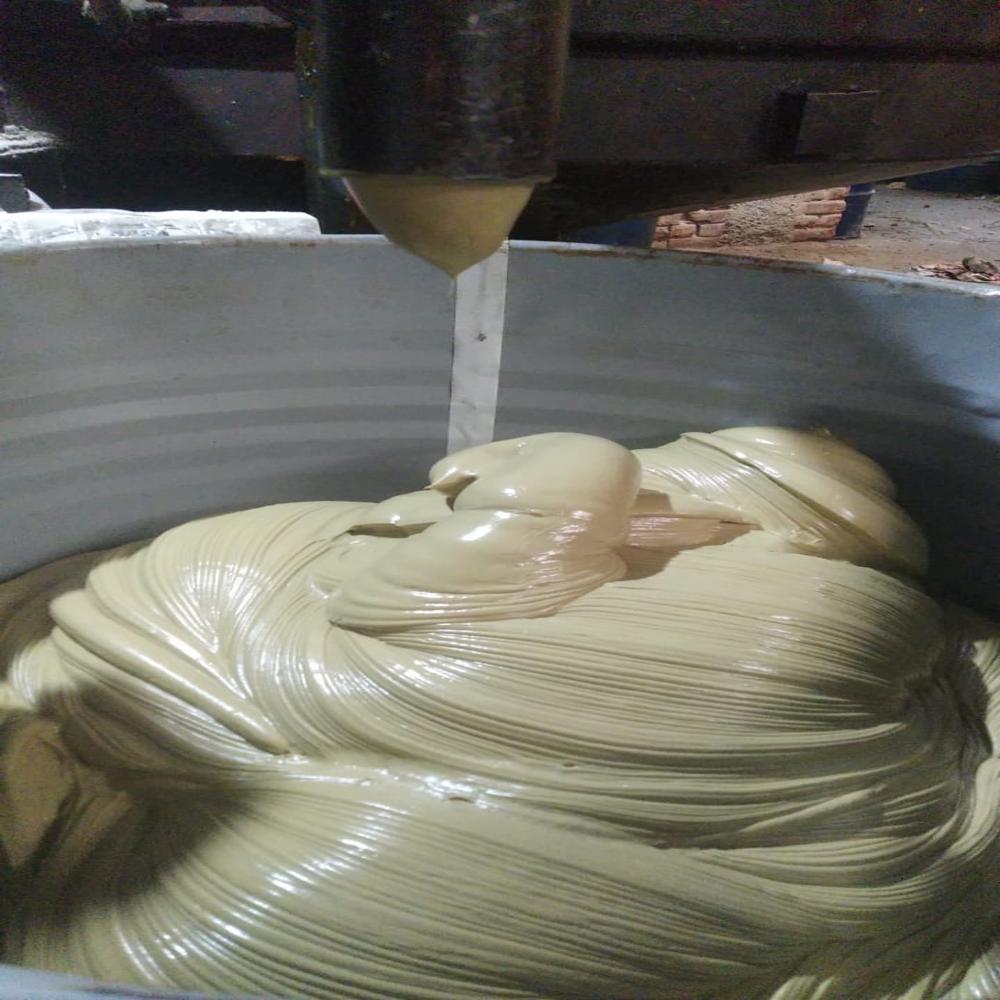 Shuttering Grease