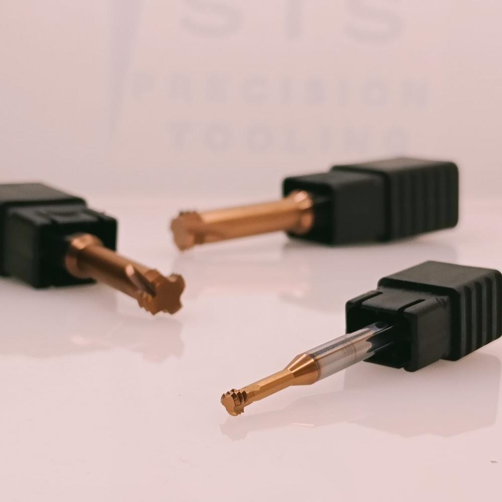 THR SM 2.0x0.4*D4 