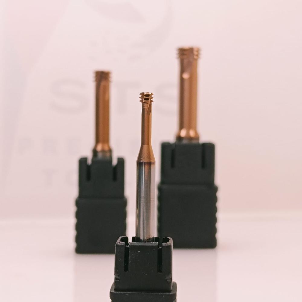 THR SM 5.0x0.8-D4 