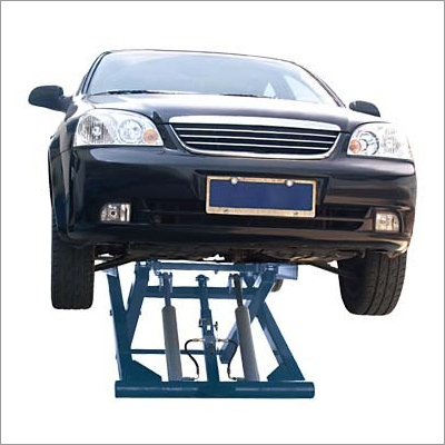 Low Rise Scissor Lift (ME - LSL360 2.7 Ton)