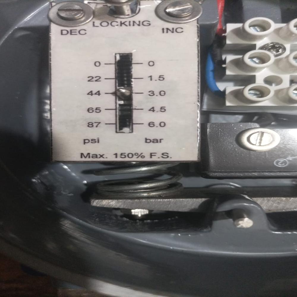 FLP Pressure Switch