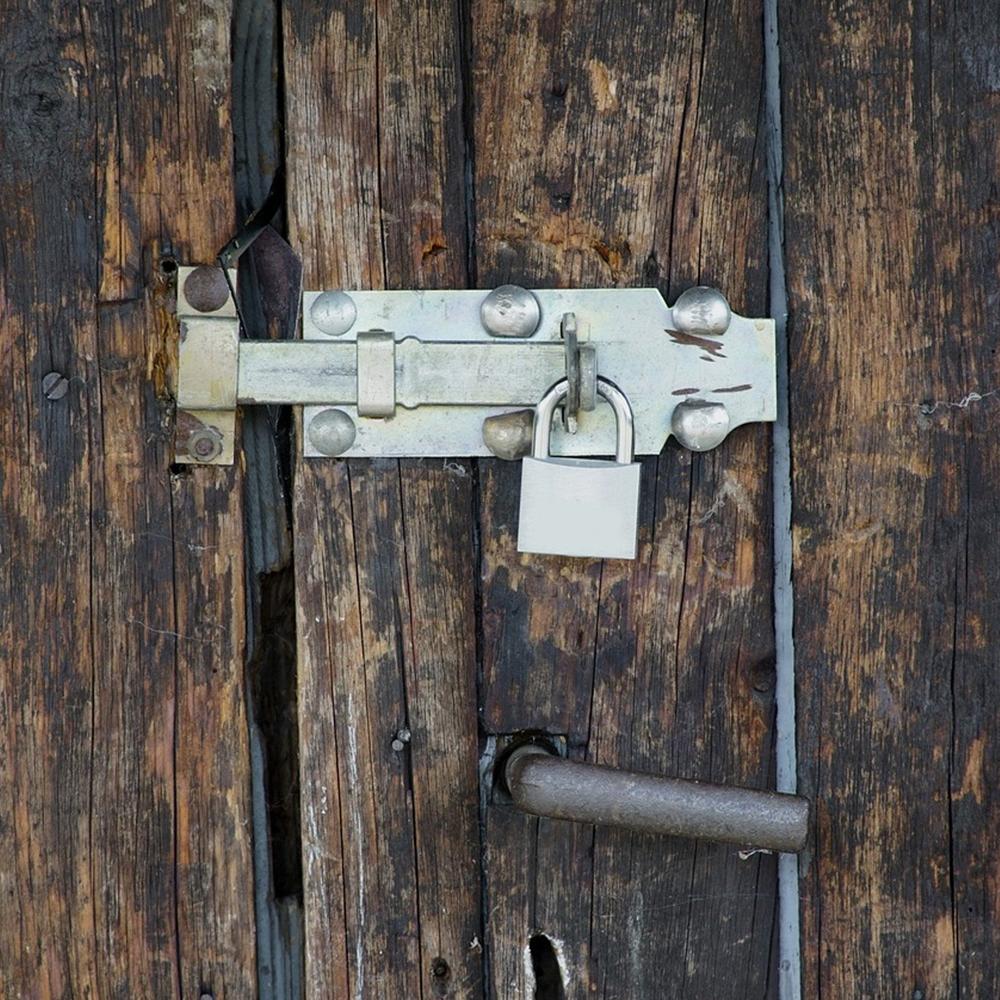 Multipurpose Solid 4 Keys Padlock 60 Mm / 1 Pc) - Color: Mix
