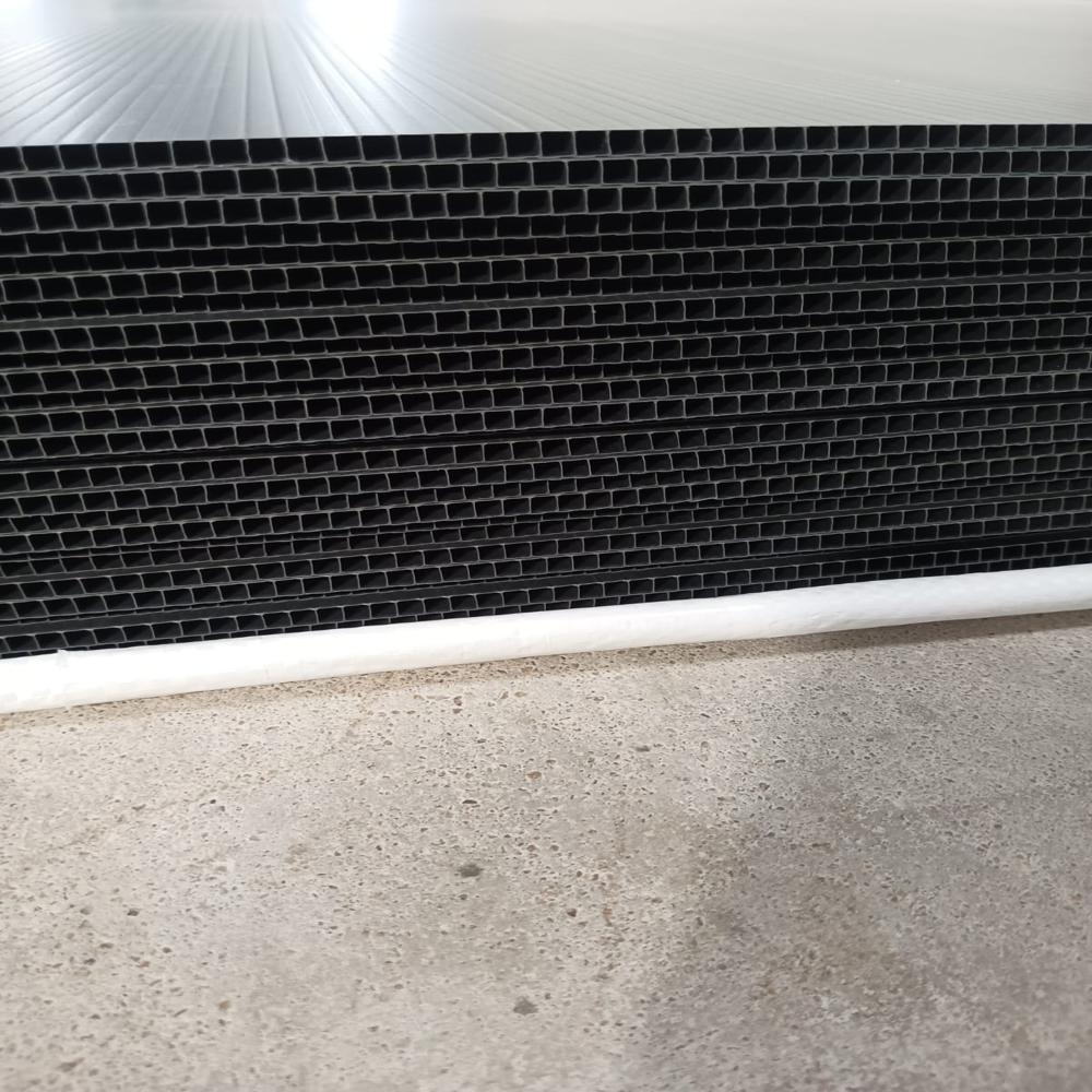 Pp Box Sheets - Color: Black