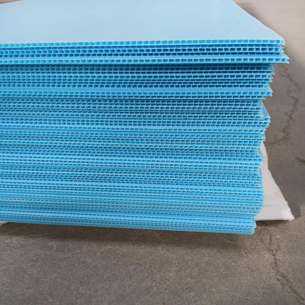 Pp Corrugated Plastic Sheets - Color: Sky Blue