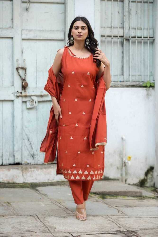 Sleeveless 3 Piece Suit Set