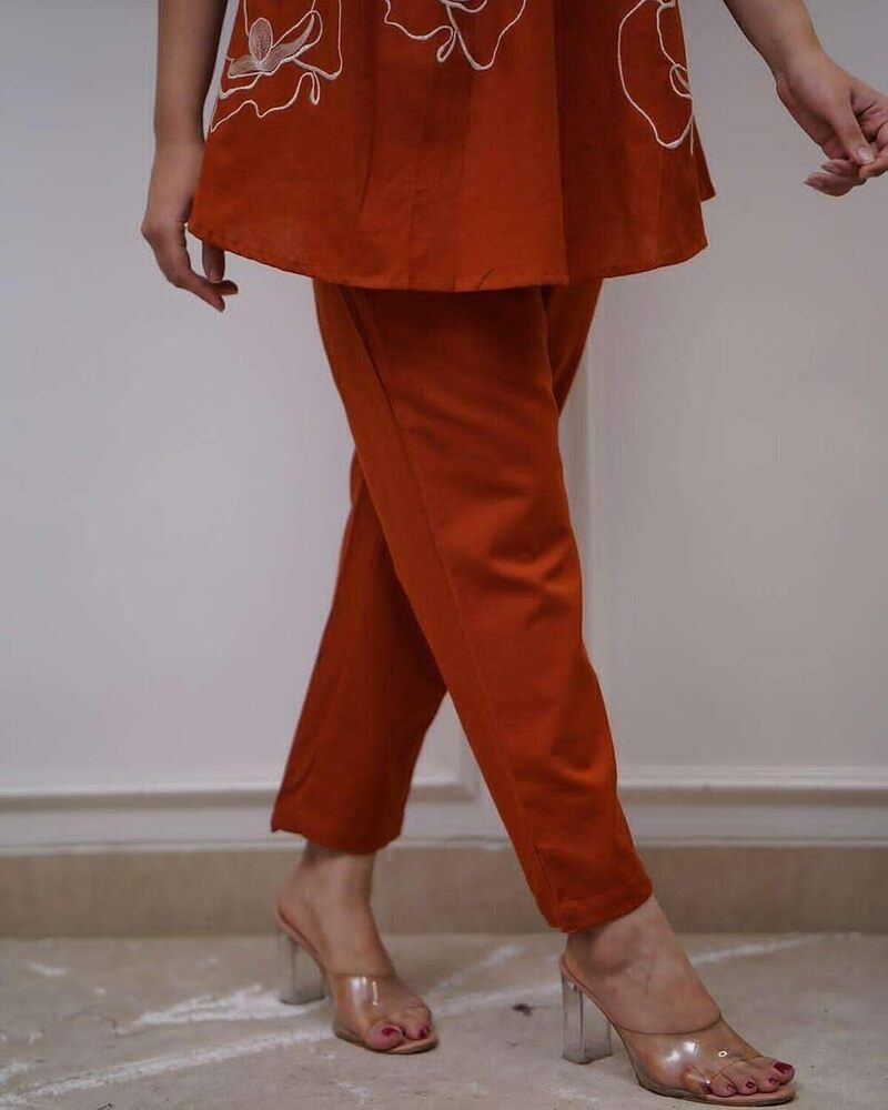 Flower Embroidery 2 Piece Set