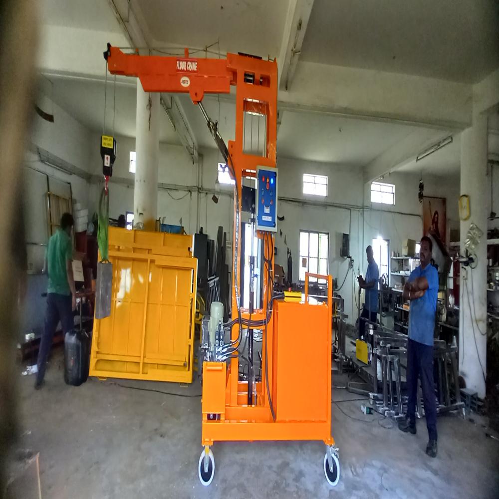 Floor Crane Counter Balanced - Attributes: Durable