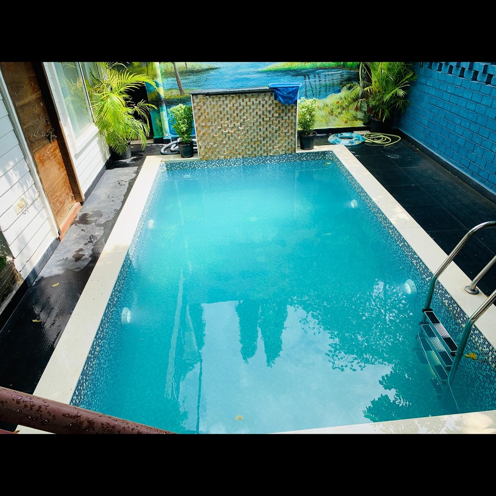 Swimming Pool Construction Service