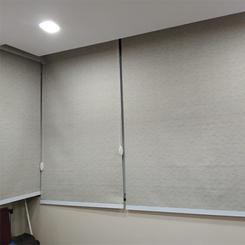 Rollar Blind - Color: Cream
