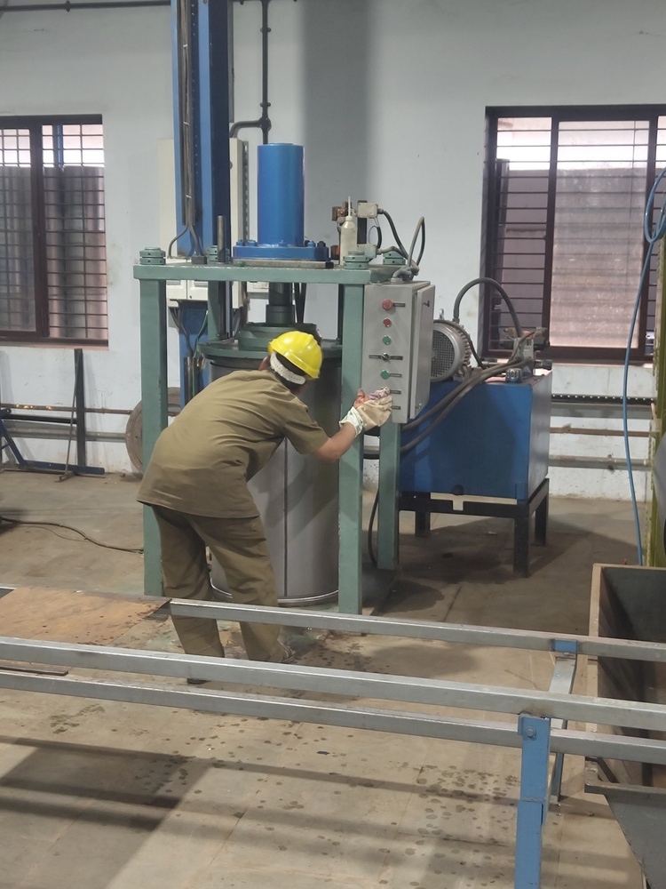 Barrel Flanging Machine