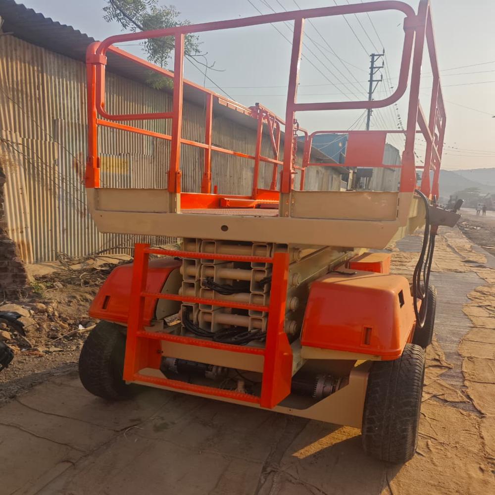 JLG SIZZOR 3369LE