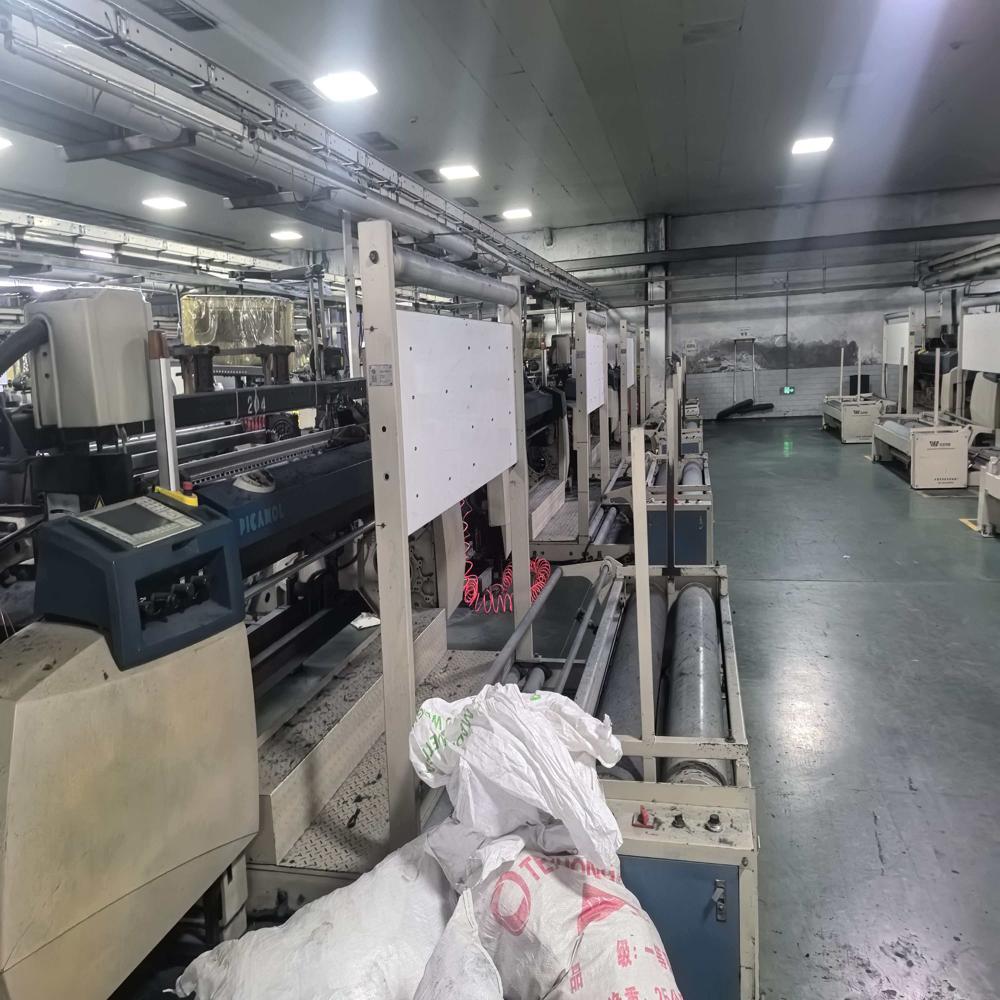 Picanol omni plus 800 air jet loom