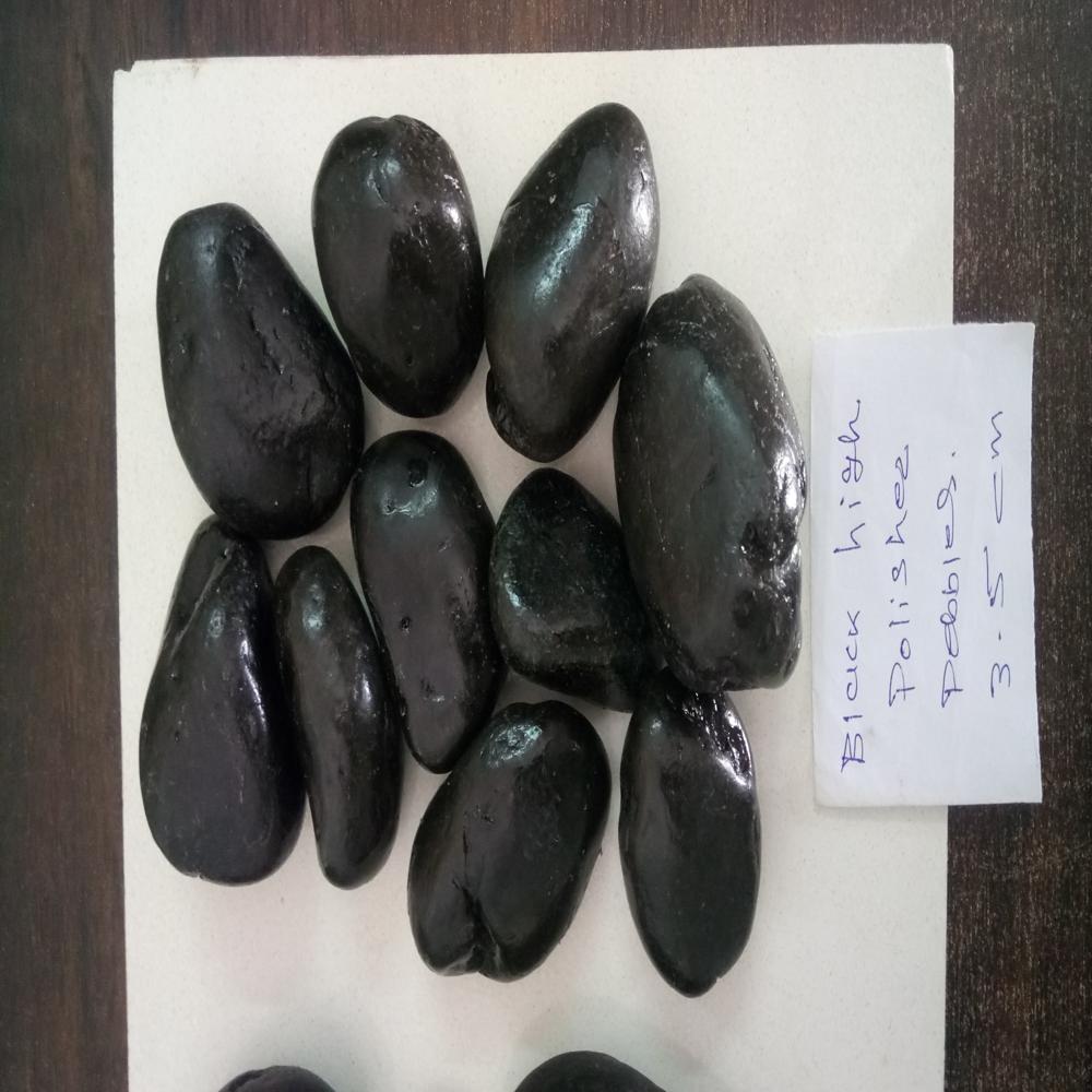 Semi Polished Natural black Pebble Stone Waterproof for Garden Landcsaping