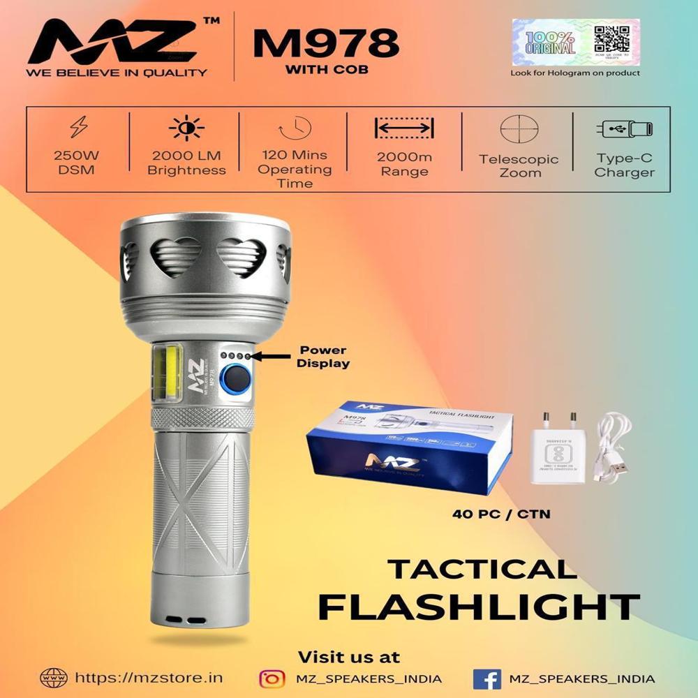 MZ M978 METAL FLASHLIGHT