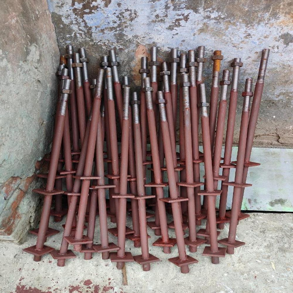 Red Oxide Foundation Bolt - Life Span: Not Provided
