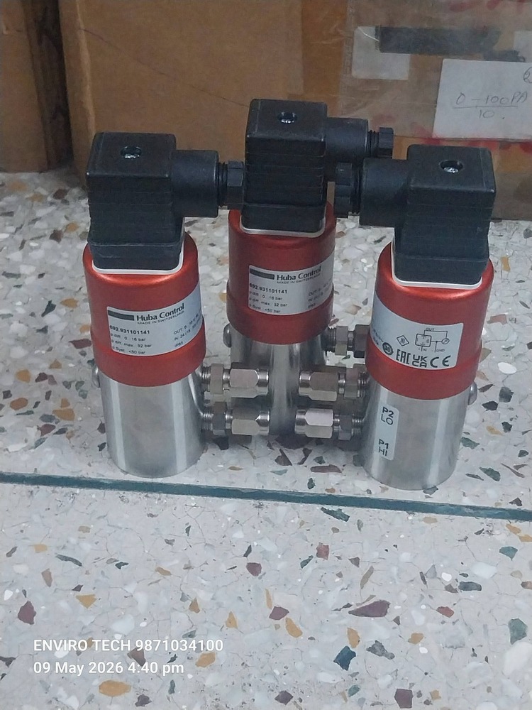 Huba Pressure Transmitter Model 692.931101141 Range 0 TO 16 Bar
