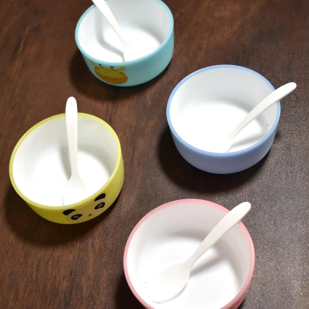 Plastic Animal Cartoon Bowl Set  4 Pieces with Spoons for Kids (Assorted Color)