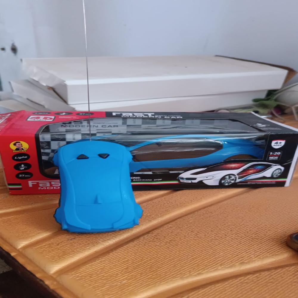 Remote Control Fast Modern Racing Car 3D Light with Go Forward And Backward