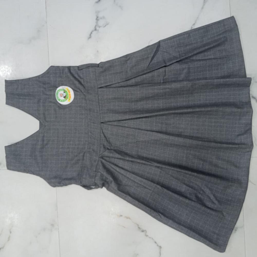 School Uniform - Gender: Fimele