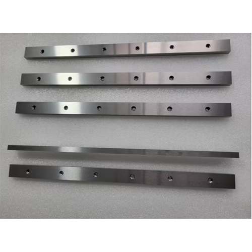OEM Customized Wear Resistant Washboard Shredder Palm Tungsten Carbide Hammer Mill Blade Cutter