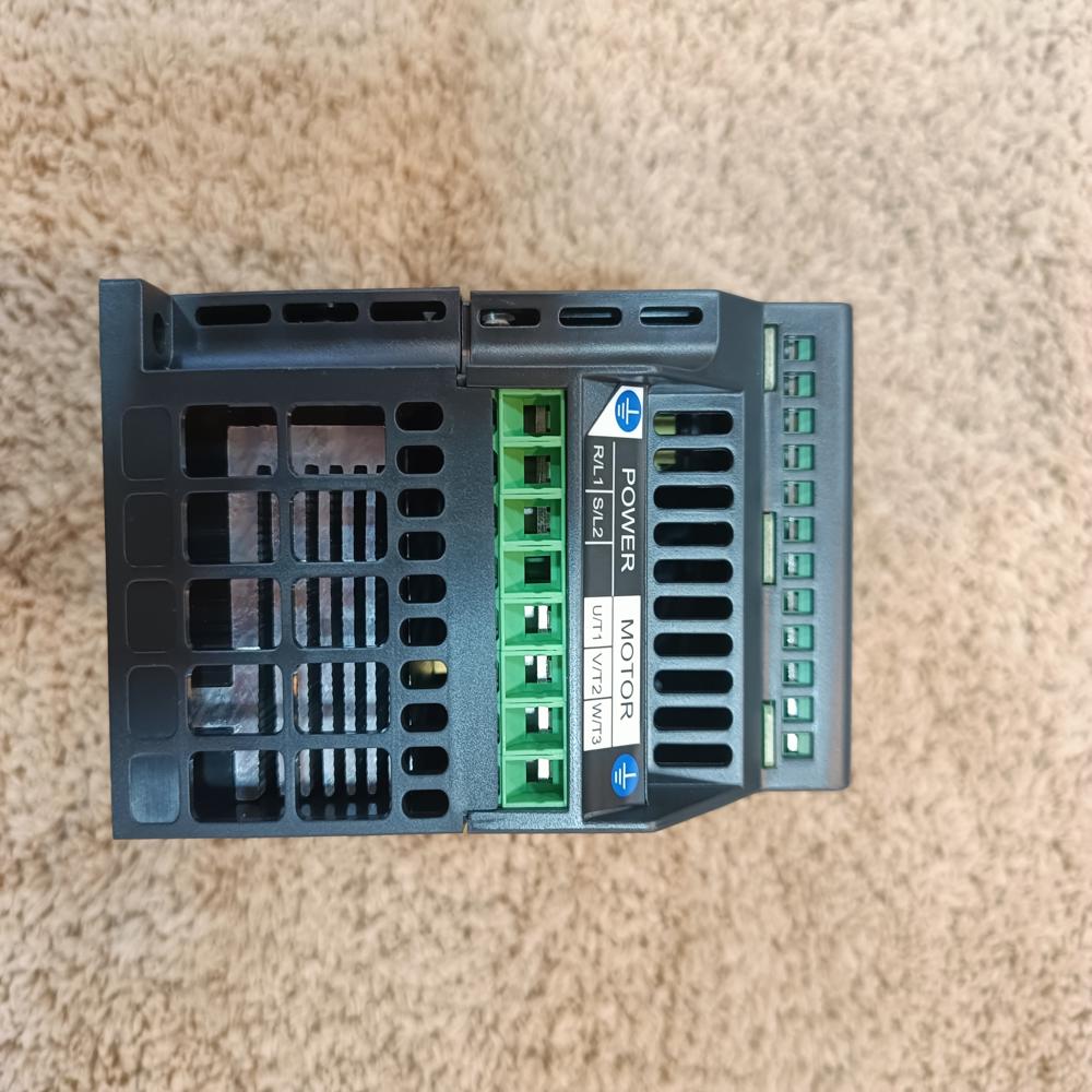SC3-043-3.7K  Shihlin AC Drive 440V