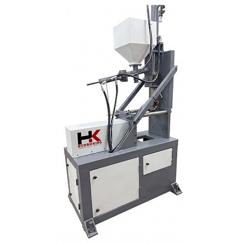 Hk2015 Automatic Plastic Moulding Machine - Capacity: 150 Grams Per Shot Ton