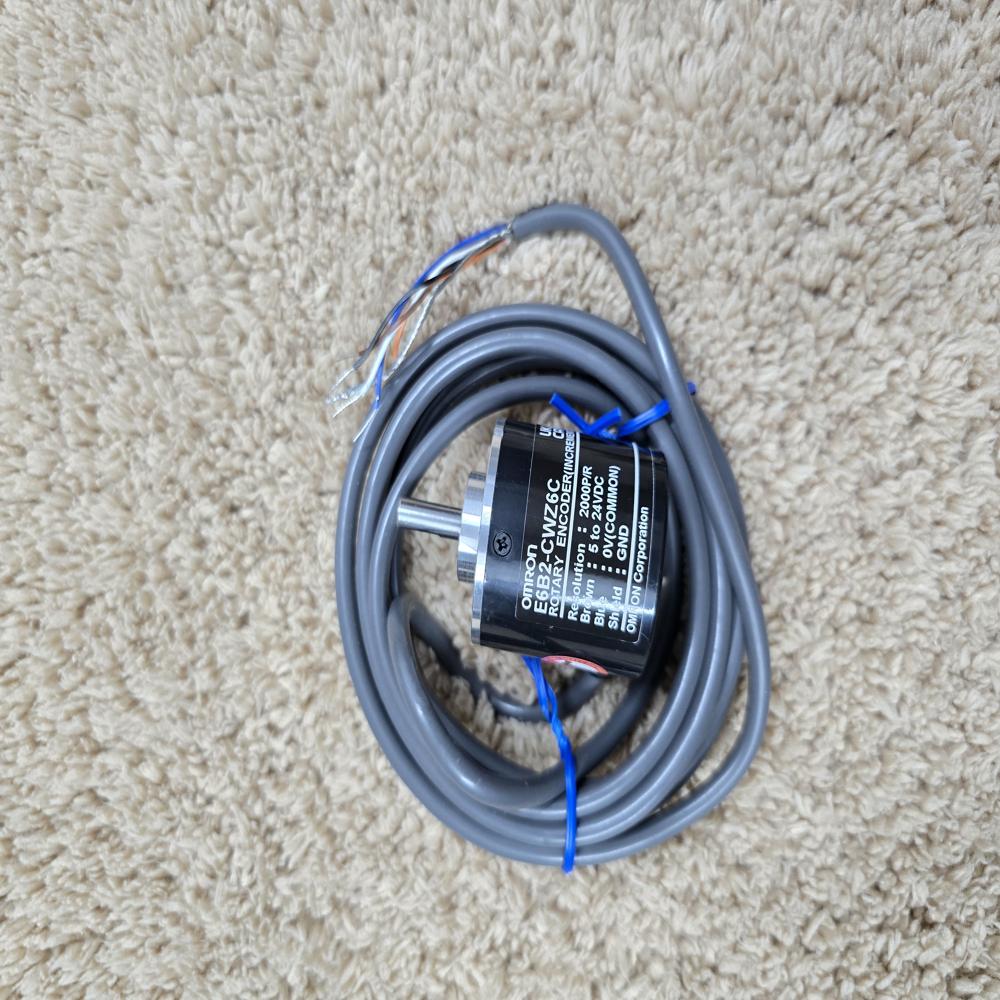 Black E6b2-cwz6c-2000 Ppr - Omron Encoder - Application: Industrial Machinerry
