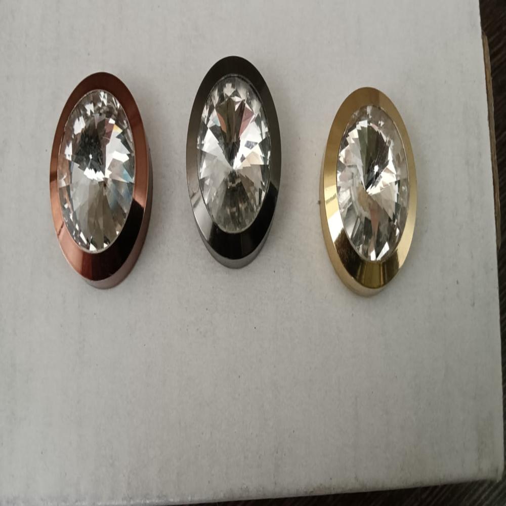 Diamond mirror cap