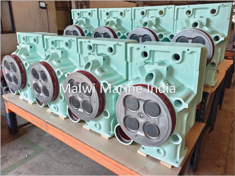 MAN - 9L28-32H, 8L28-32H, 7L28-32H, 6L28-32H, 5L28-32H - CYLINDER COVER