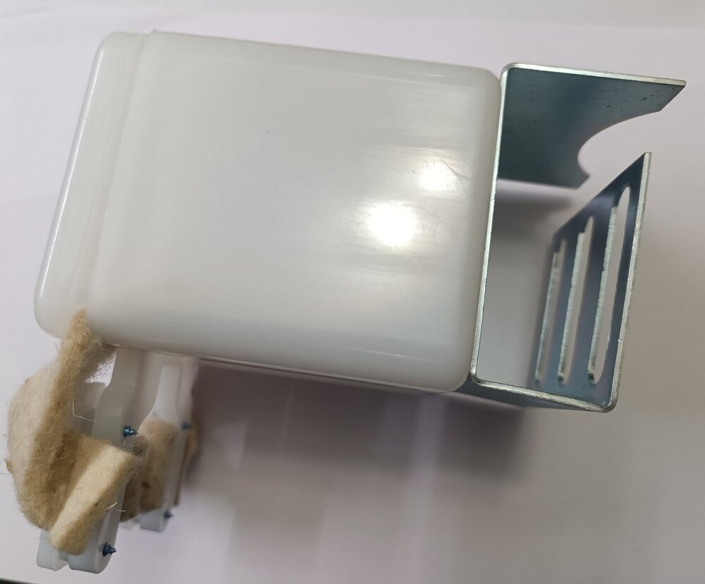 Elevator Oil Can - Capacity: 500 Ml Milliliter (Ml)