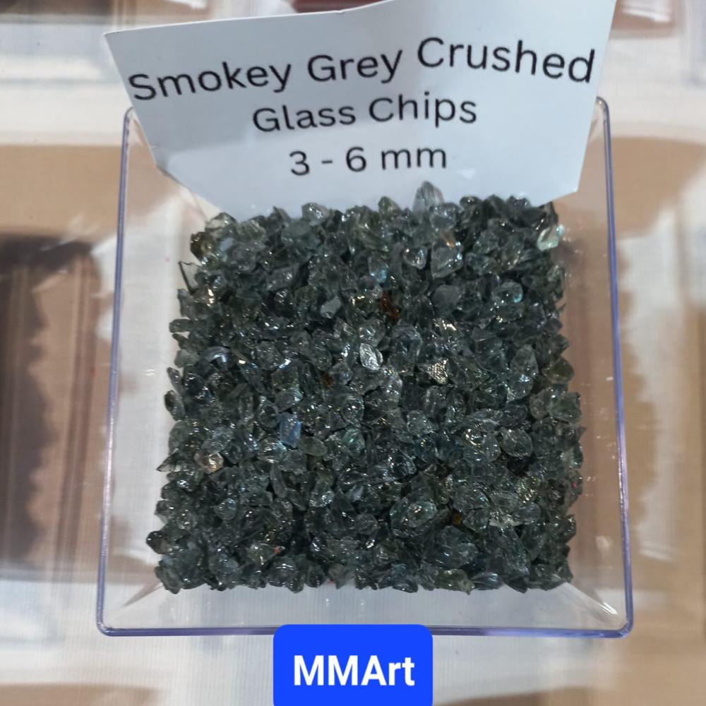 Recycled Crushed Glass Chips for Terrazzo Tiles and Decorative Fire Pit Landscaping