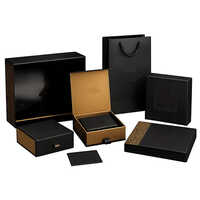 Black Magnetic Box - Finishing: Matte Lamination