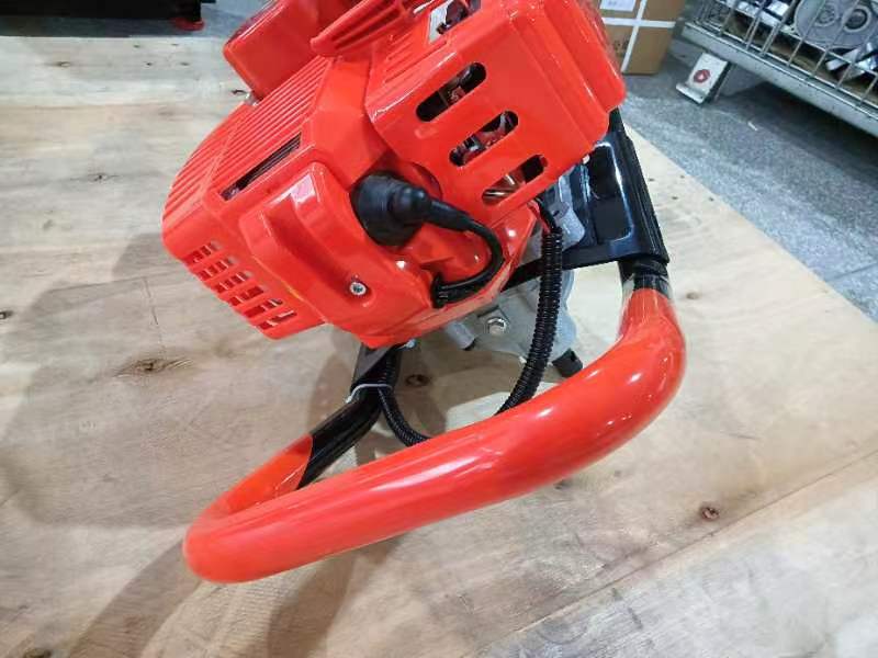 Earth Auger 52cc 2 Str - w/o Bid