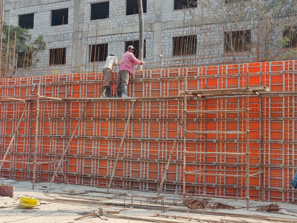 12ft Retaining Pouring Wall
