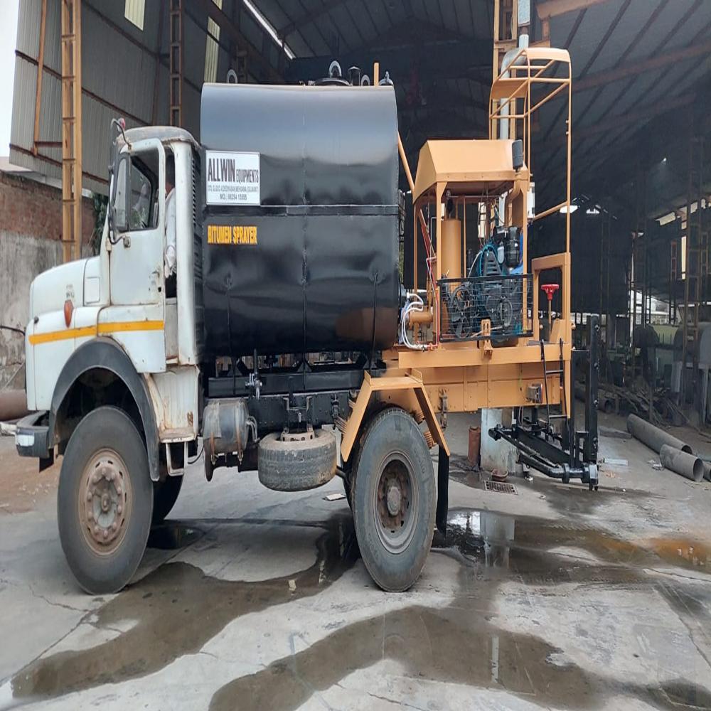 Bitumen Pressure Distributor - Stainless Steel, Semi-automatic With Frequency Speed Control Cooling System | 12 Months Warranty