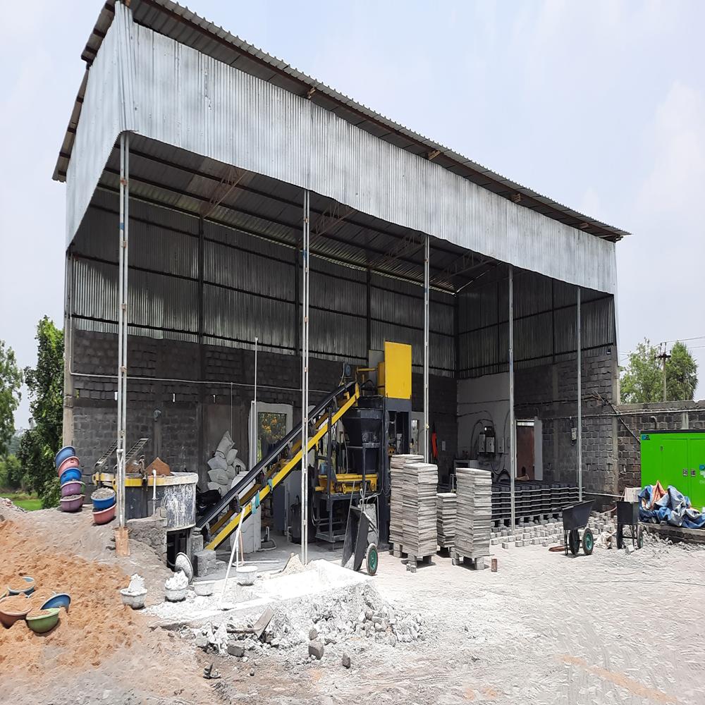 10 Pcs Automatic Brick Plant - Color: Industrial Blue & Yellow