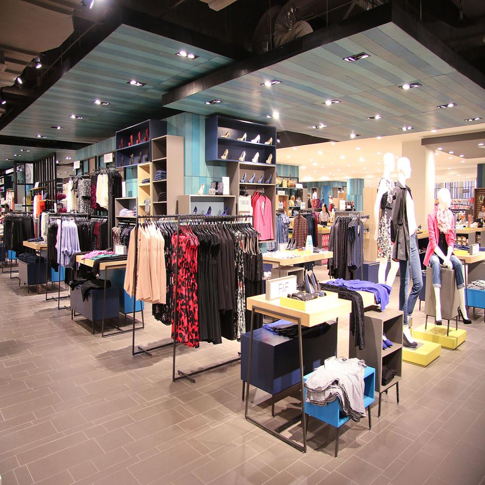 DEPARTMENTAL STORE INTERIOR