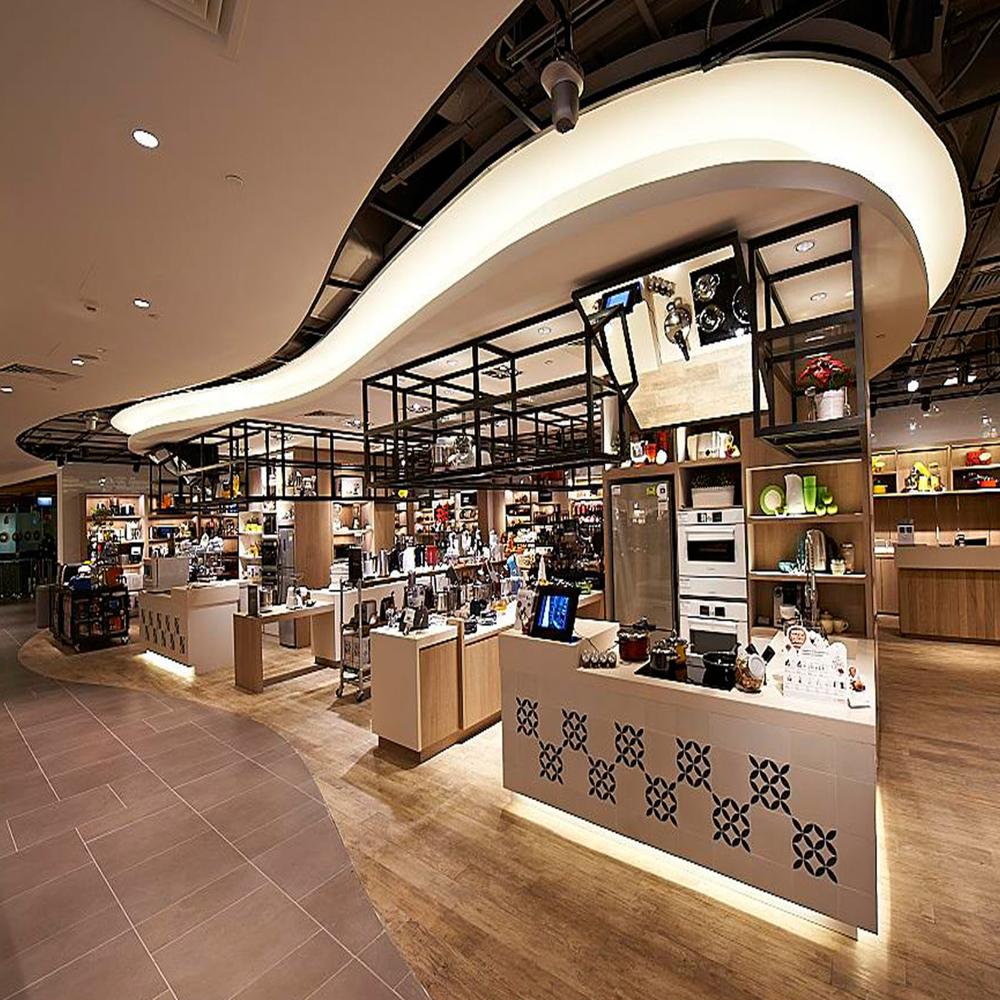 DEPARTMENTAL STORE INTERIOR