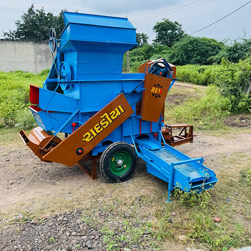 Ground Nut With Conviear Bealt Thresher Machine