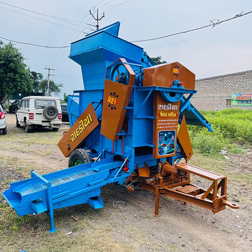 Ground Nut With Conviear Bealt Thresher Machine