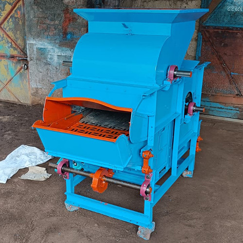 Tractor And Motor Operated Tali Cleaning Decorticator Machine
